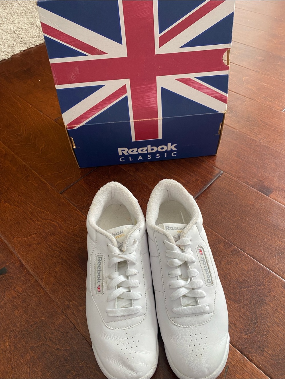 VTG 1999 Reebok Classic Princess Sneakers White Women's Size 8 EUC OG Box 90s
